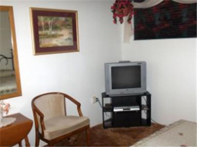 Hillside Inn פמברוק מראה חיצוני תמונה